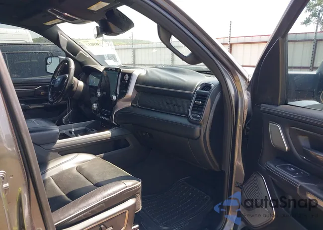 1C6SRFHT4KN552775: 42389837