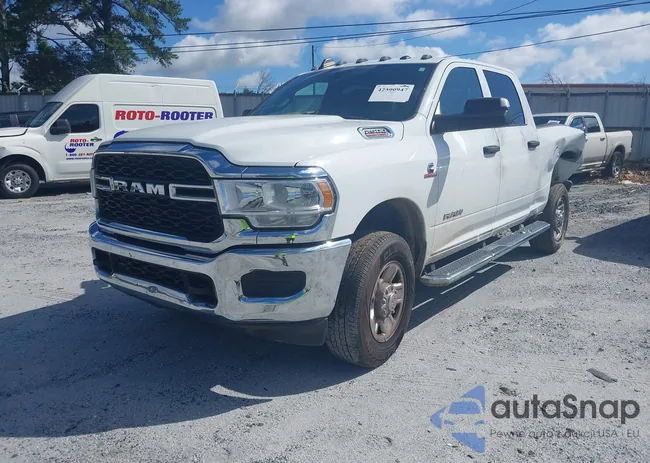 3C6UR5CL3NG372856: 42390947