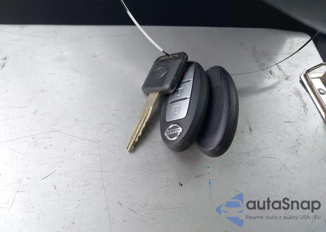 1N6BA1F2XHN517628: 42391183