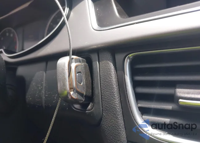 WAUEFAFLXDN042130: 42391316