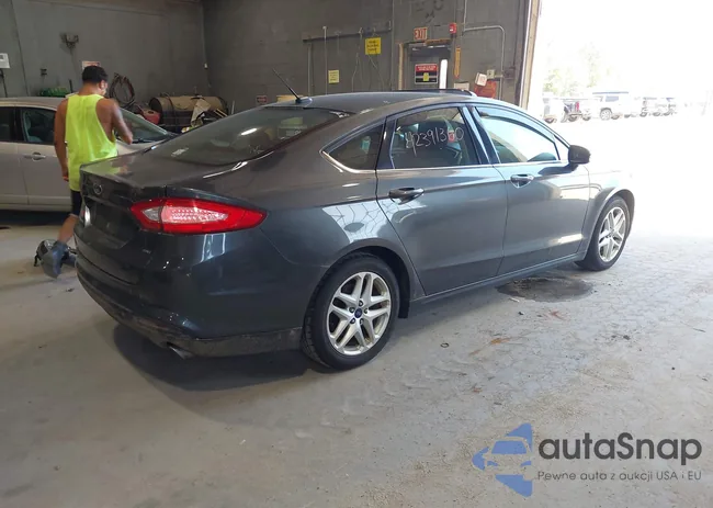 3FA6P0H71FR165870: 42391360