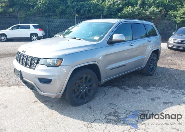 1C4RJFAGXJC103266: 42390481