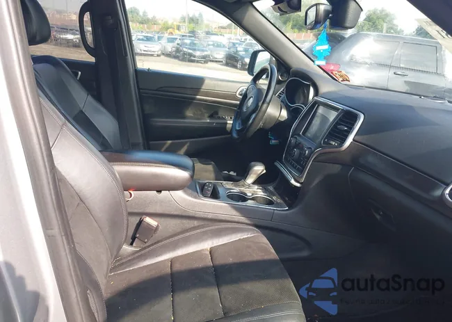 1C4RJFAGXJC103266: 42390481