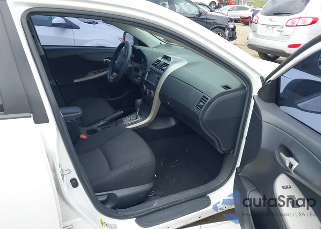 2T1BU4EE0DC977367: 42390535