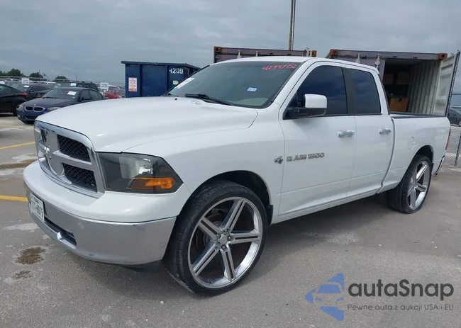 1D7RB1GP6BS692952: 42390552