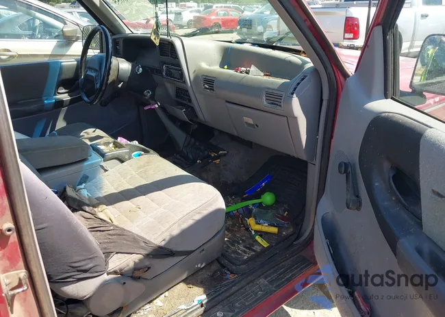 1FTCR14U0RPB44108: 42390655