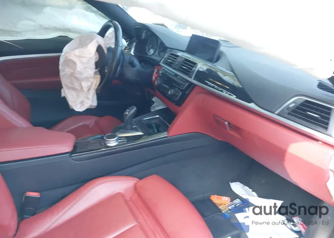 WBA4W9C55JAC09144: 42390711