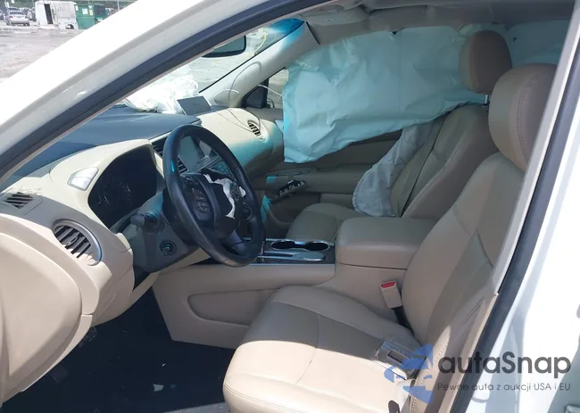 5N1DR2MN1HC608026: 42390728