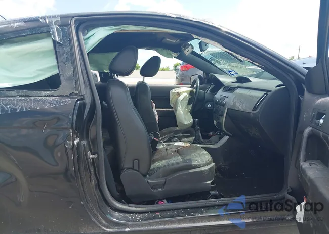 1FAHP33N59W256674: 42390777