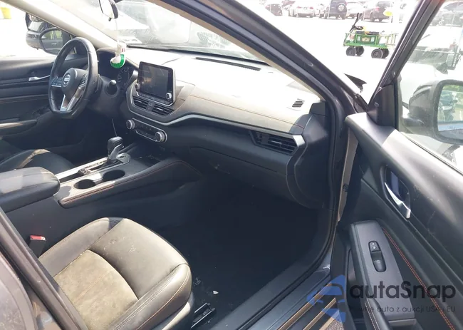 1N4BL4CV7KC193916: 42390855