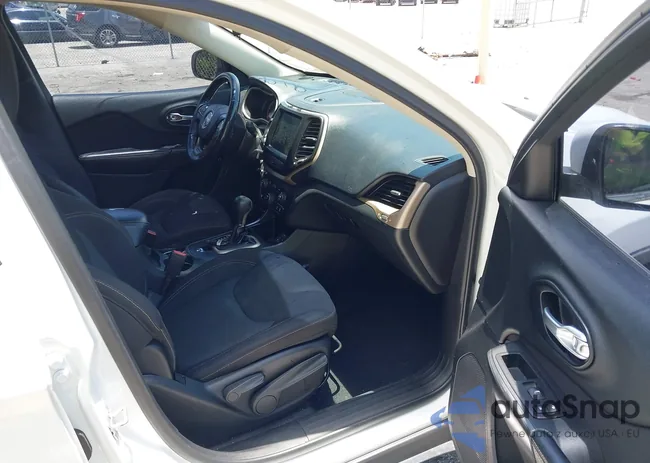 1C4PJLCS1GW108435: 42391923