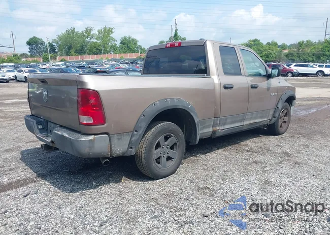 1D3HV18T29Z792415: 42391935