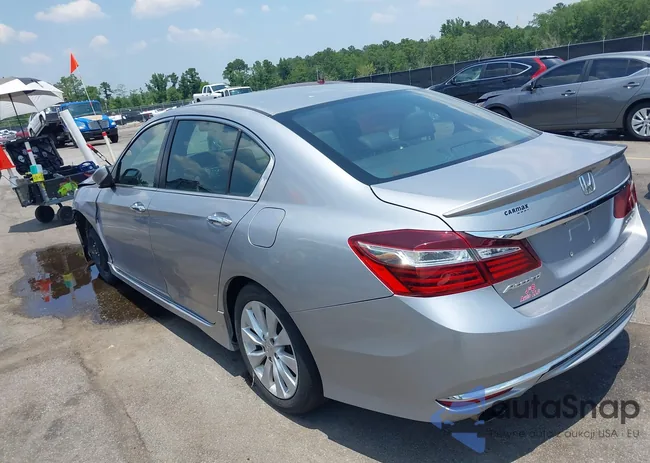 1HGCR2F52GA053192: 42392036