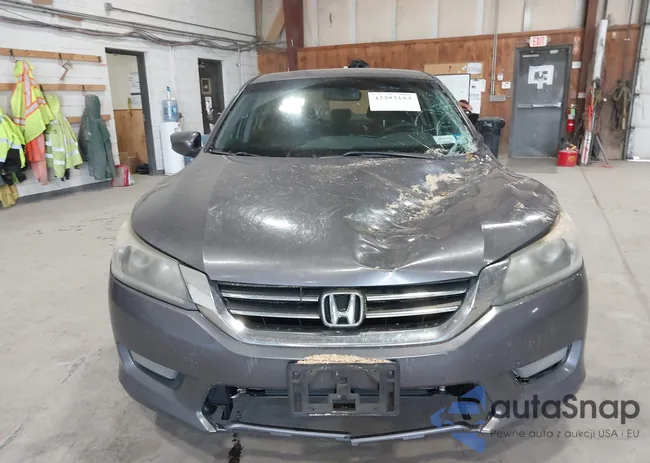 1HGCR2F54EA175324: 42392153