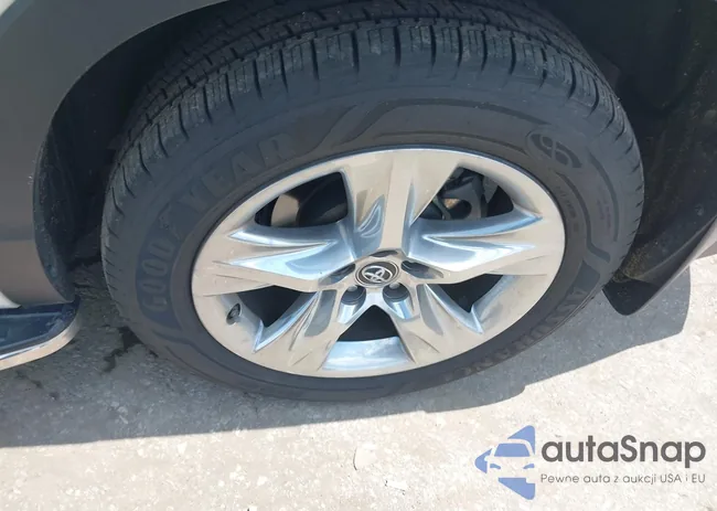 5TDDZRFH9JS879764: 42392345