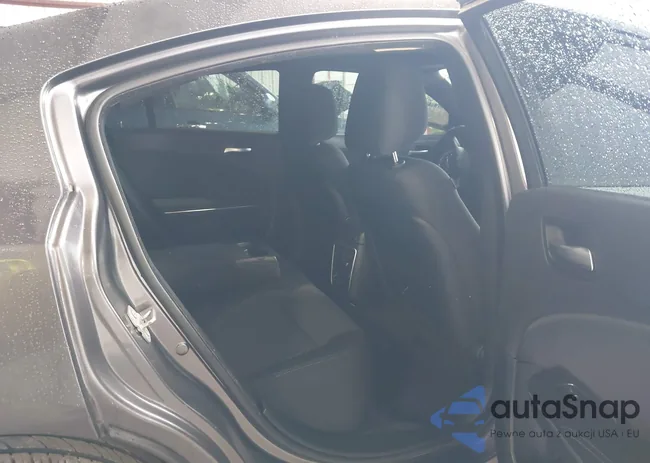 2C3CDXFG0F8920461: 42391565