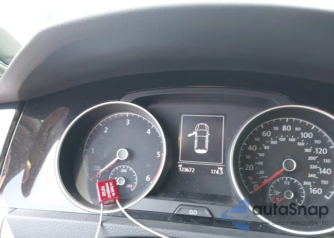 3VW2A7AU6FM046001: 42391826