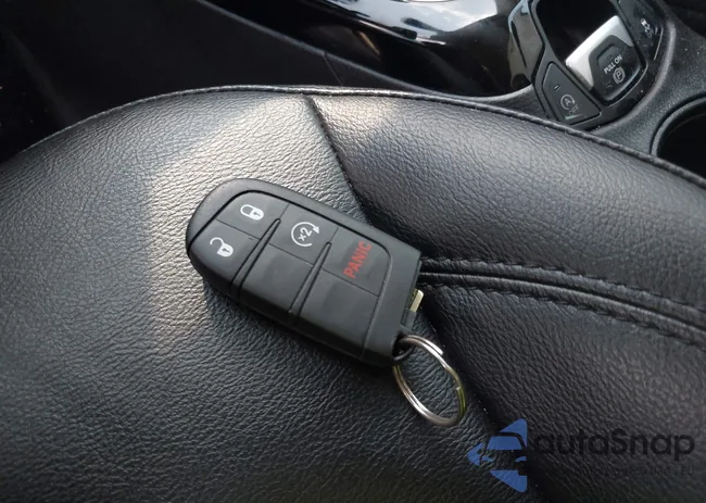 3C4NJDBB6KT741137: 42393116