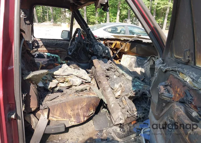 1FTEF14N1TLA06585: 42393211