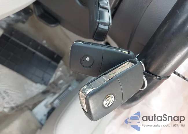 1VWCN7A31EC062865: 42393268