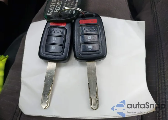 3HGGK5H52FM740677: 42393309