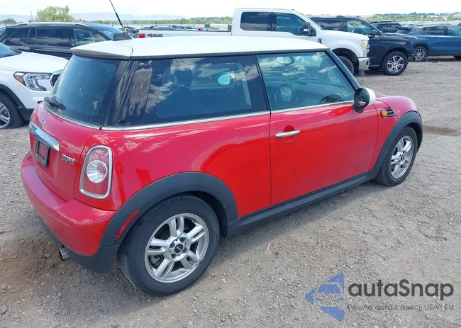 WMWSU3C58BT182728: 42393337