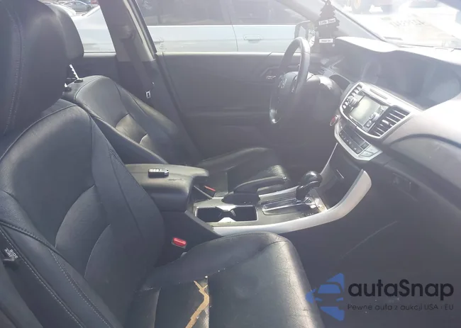 1HGCR2F84DA175638: 42393341