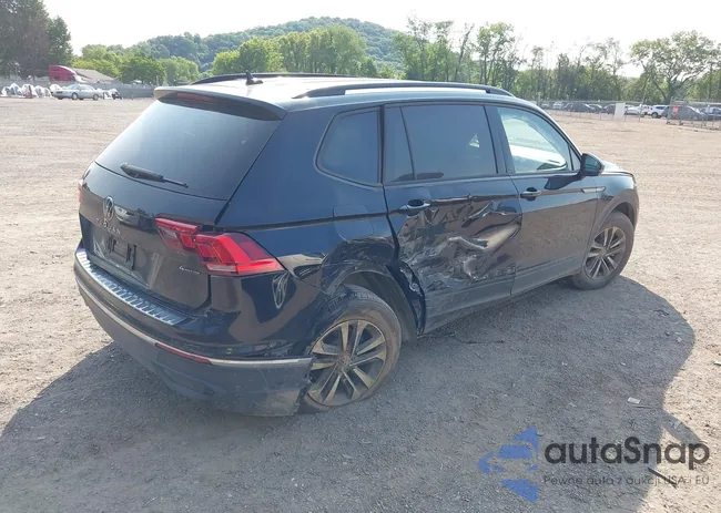 3VVFB7AX0RM048747: 42392509