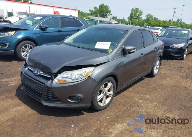 1FADP3F22EL433239: 42392554