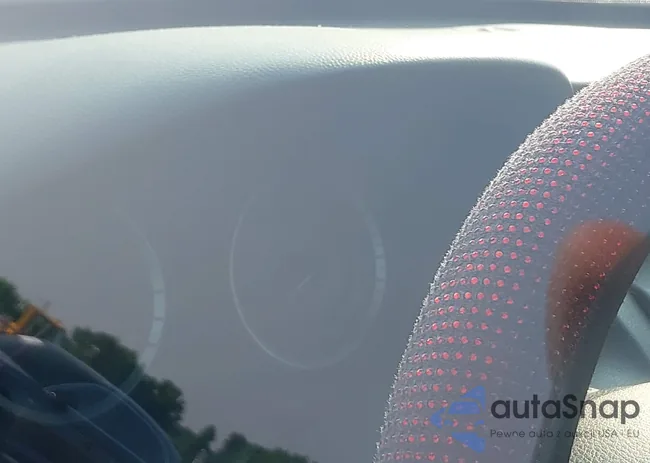 1HGCP2F79BA082401: 42392575