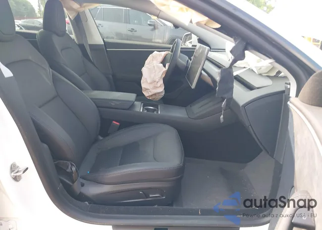 5YJ3E1EB5SF894032: 42392590