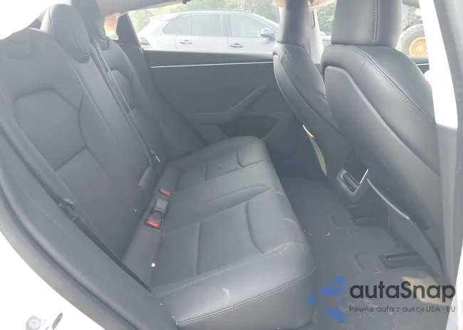 5YJ3E1EB5SF894032: 42392590