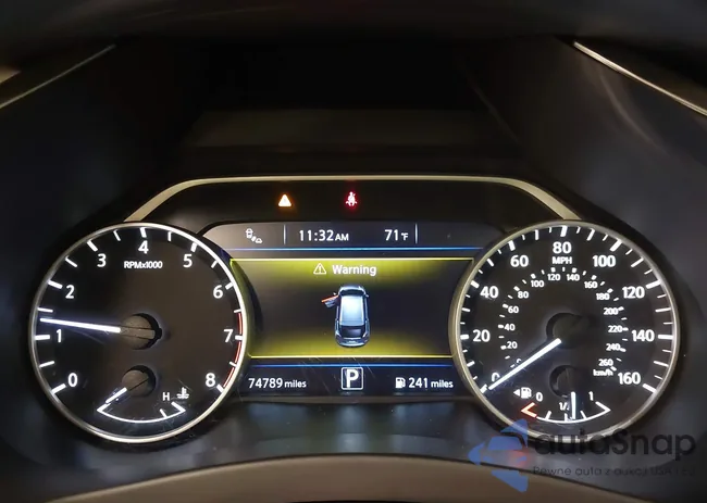 5N1AZ2MH2JN129735: 42392601