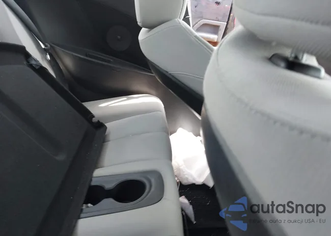 KMHTC6AD8CU019848: 42392772