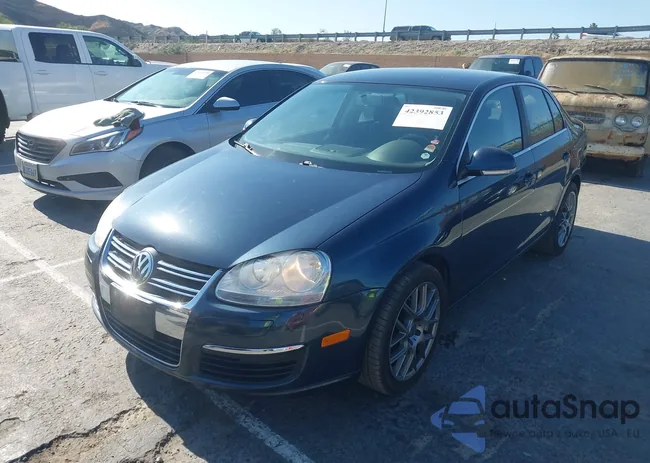 3VWAL8AJ4AM027389: 42392853