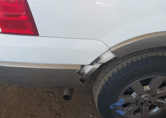 1FMPU17L83LC21028: 42393882