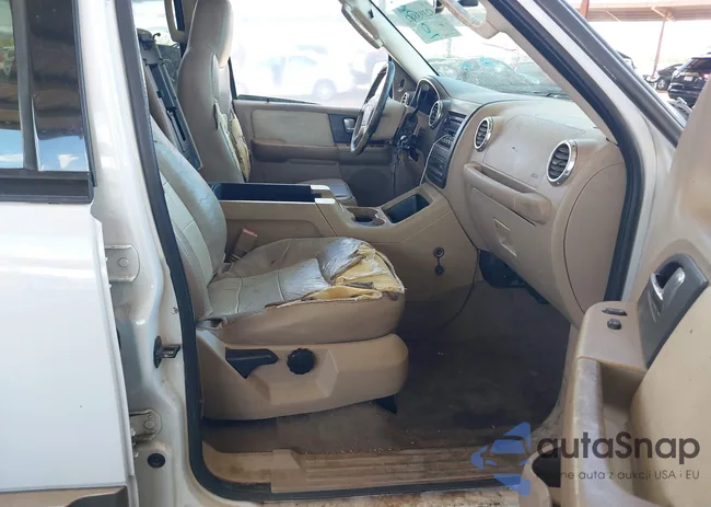 1FMPU17L83LC21028: 42393882