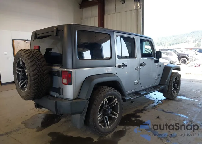 1C4BJWDG3DL558963: 42393895