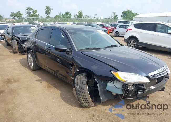 1C3CCBBB2CN301332: 42393909