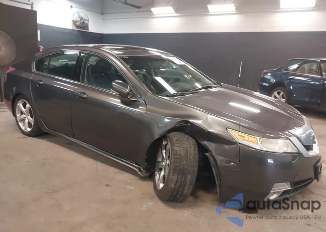 19UUA9F29AA001673: 42393920