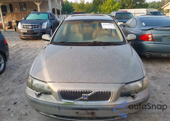 YV1SW61R312114727: 42394241