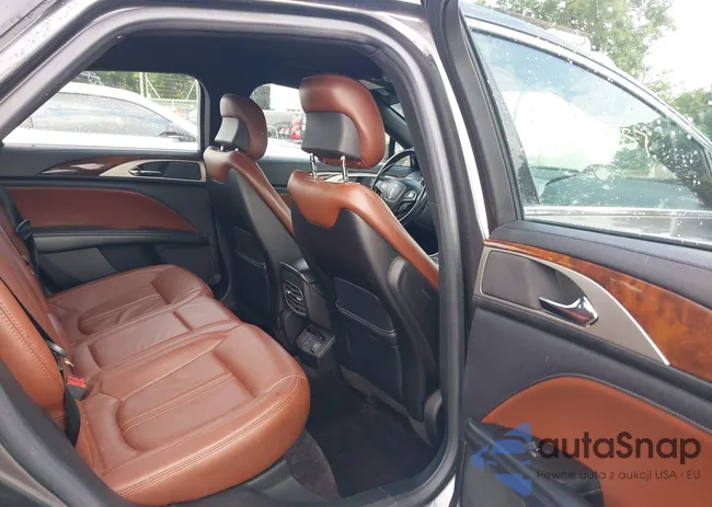 3LN6L5EC8HR612133: 42394357