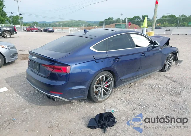 WAUC4CF5XJA061953: 42393555