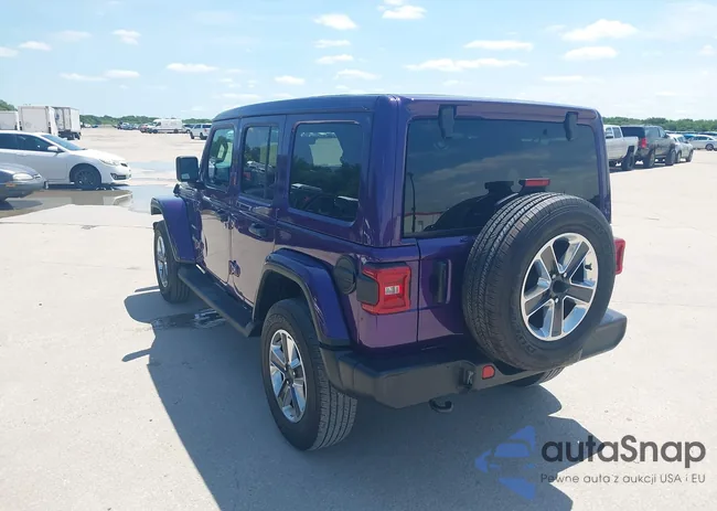 1C4HJXEN9PW560958: 42393559