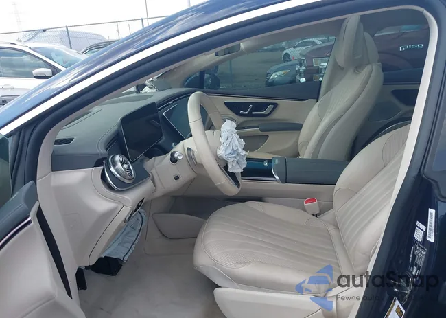 W1KCG2DB3PA027736: 42393674