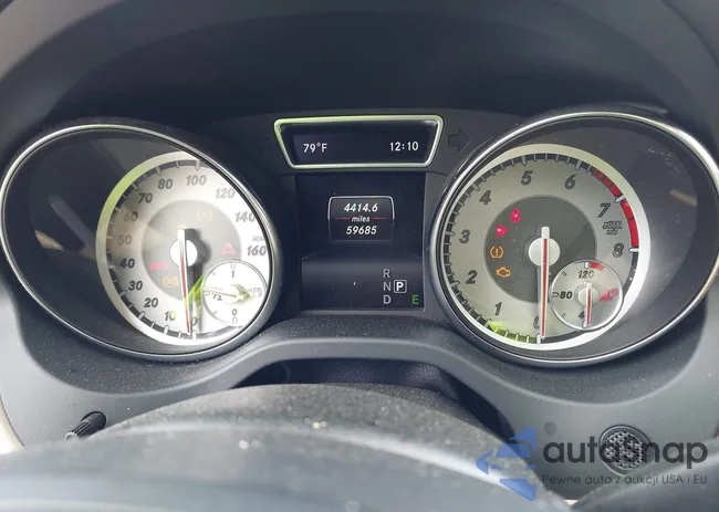 WDCTG4GB5FJ073496: 42393796