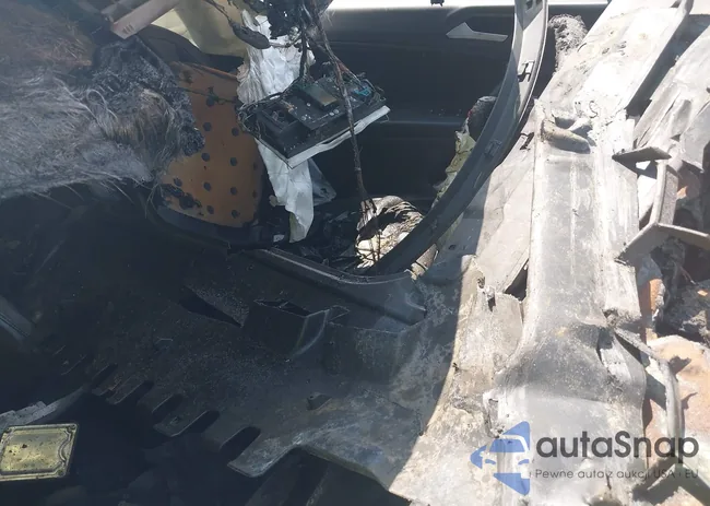 3VV3B7AX2LM139254: 42393850