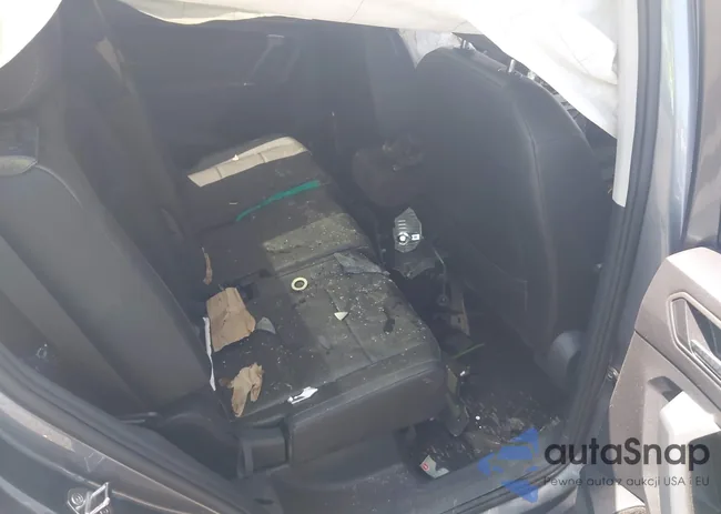 3VV3B7AX2LM139254: 42393850