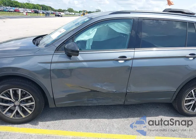 3VV1B7AX5MM070701: 42395007