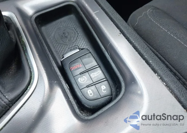 2C3CDXCT8MH579390: 42395008